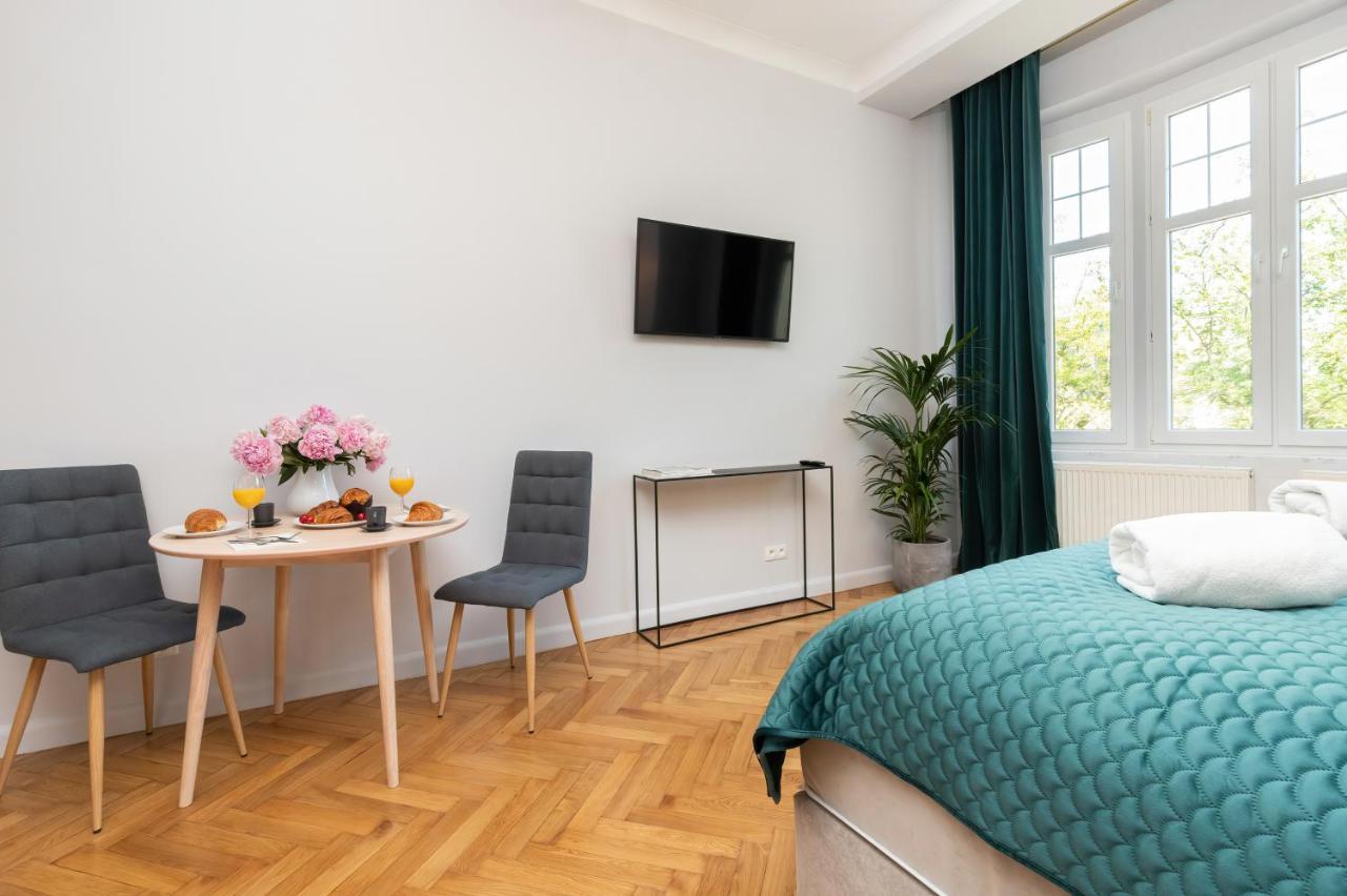 Sopot Rivoli Apartments Near The Beach & Pier By Noclegi Renters Exterior foto