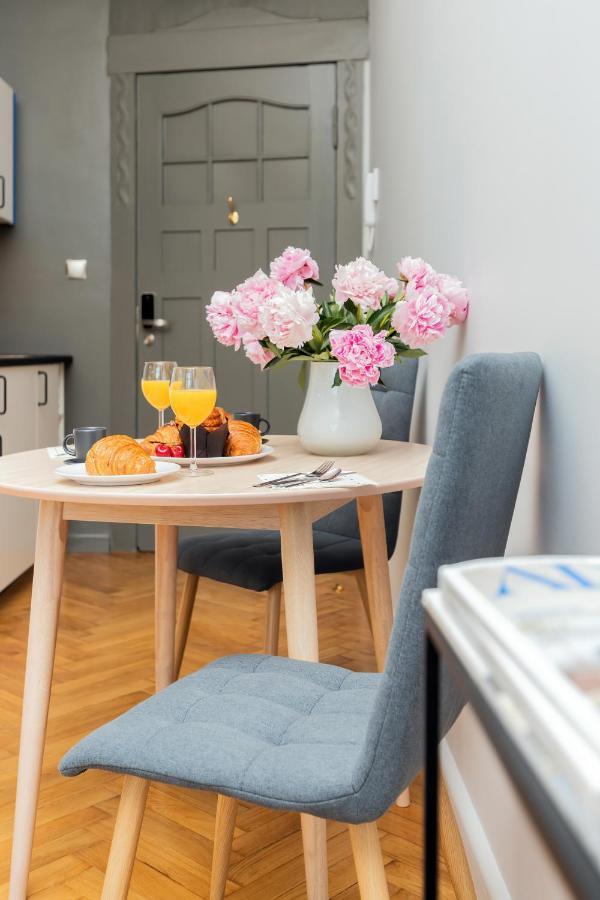 Sopot Rivoli Apartments Near The Beach & Pier By Noclegi Renters Exterior foto